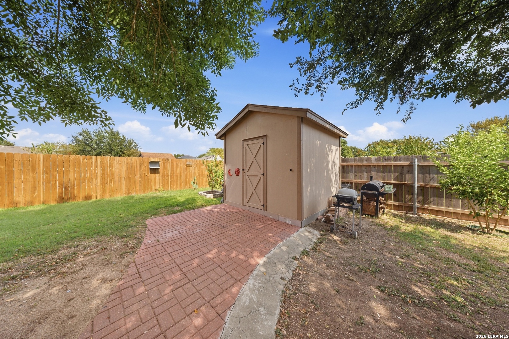 main property photo 24