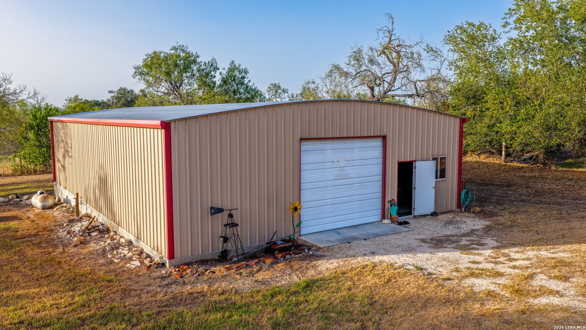 main property photo 42