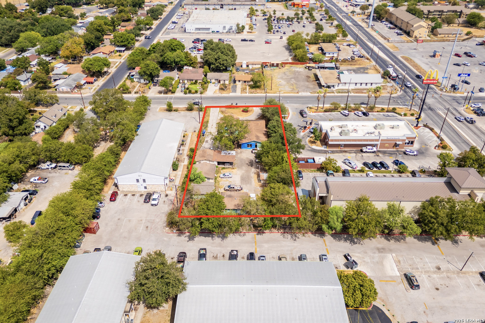 main property photo 10
