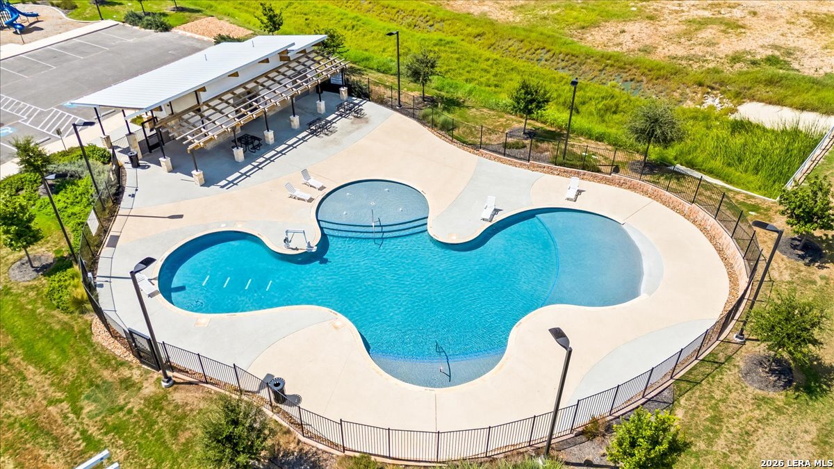 main property photo 48