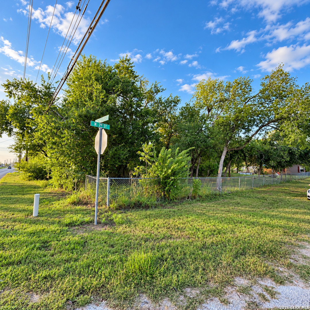 main property photo 8