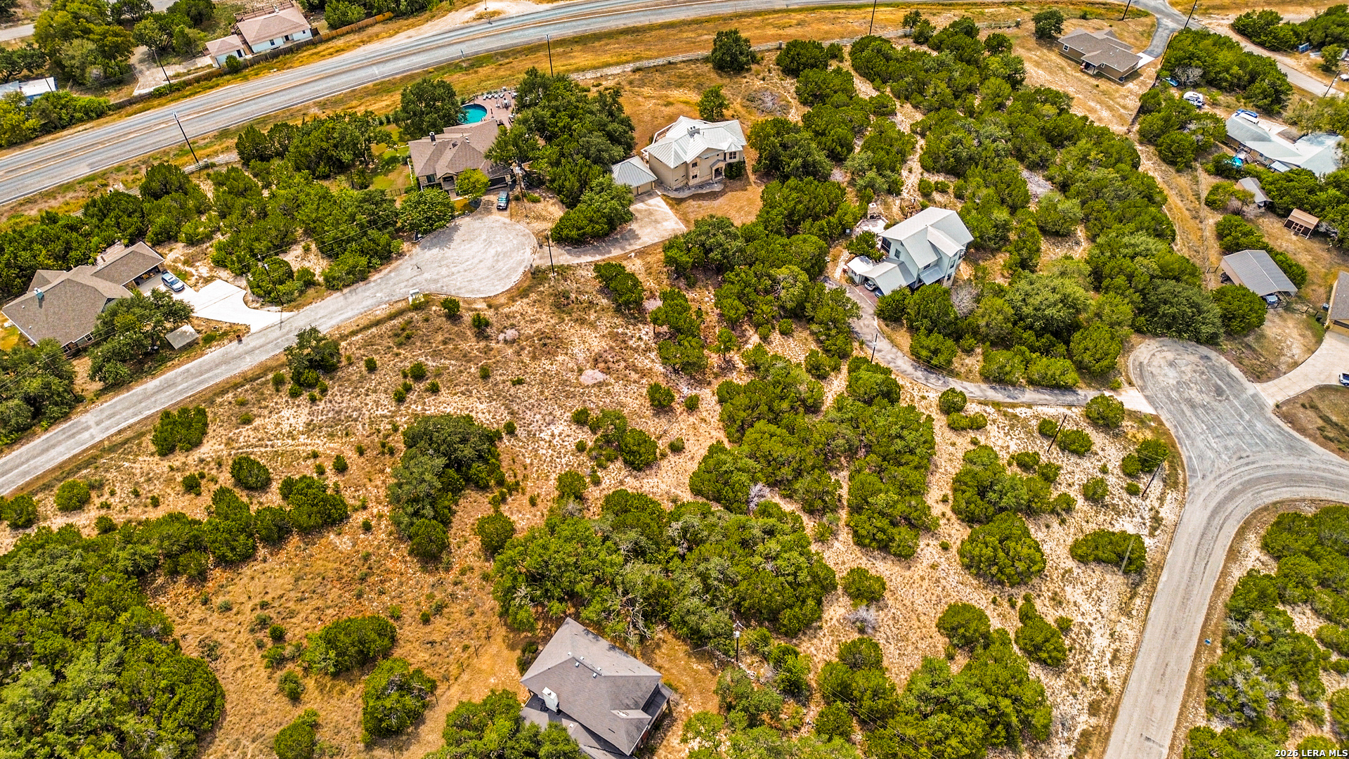 main property photo 14