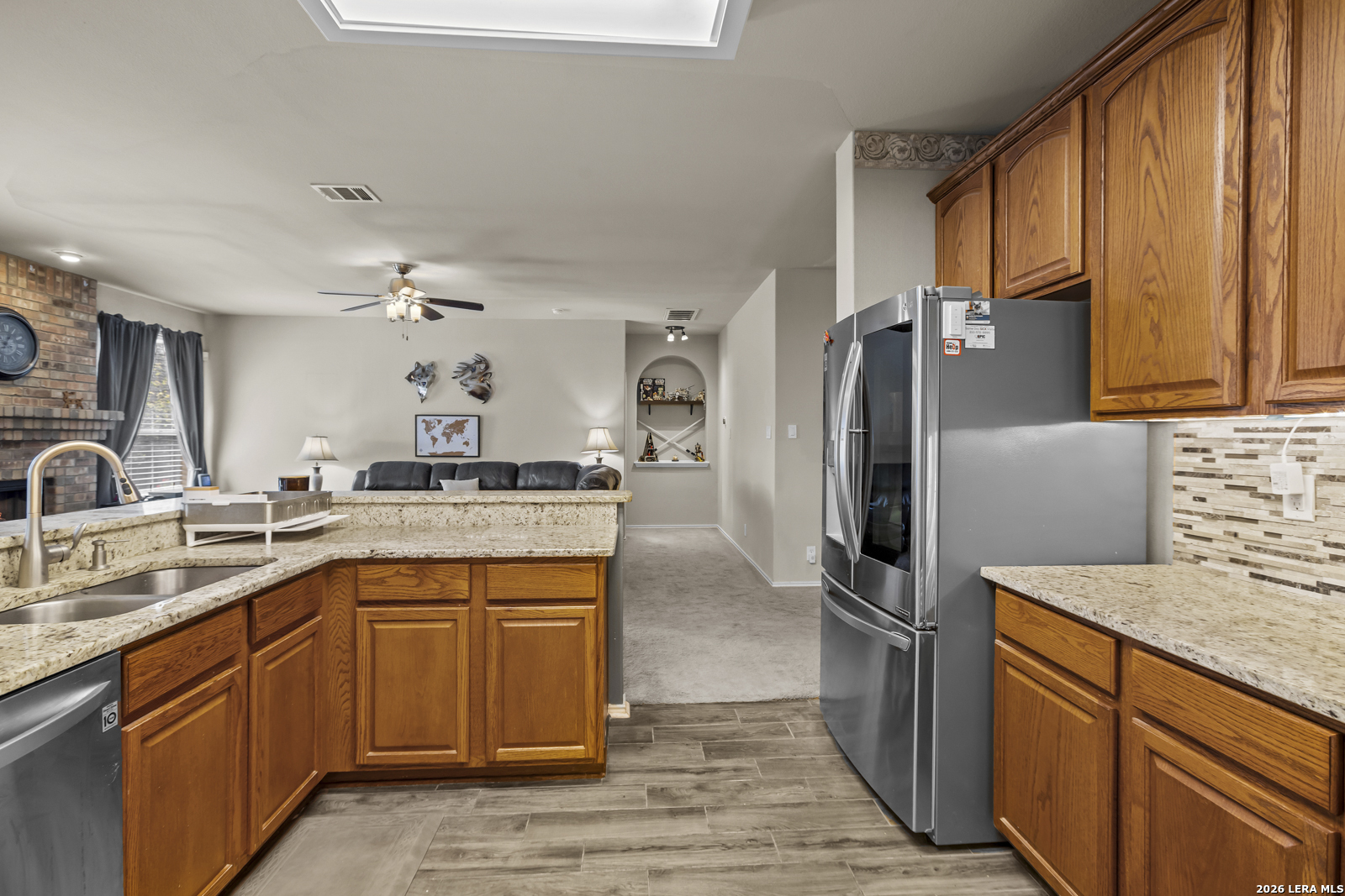 main property photo 16