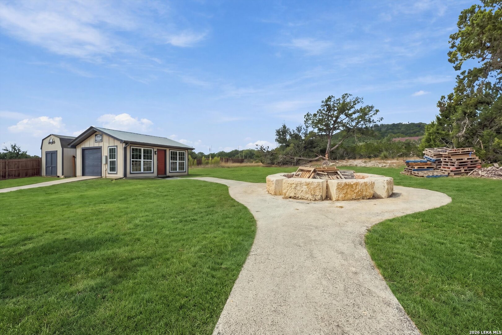 main property photo 38