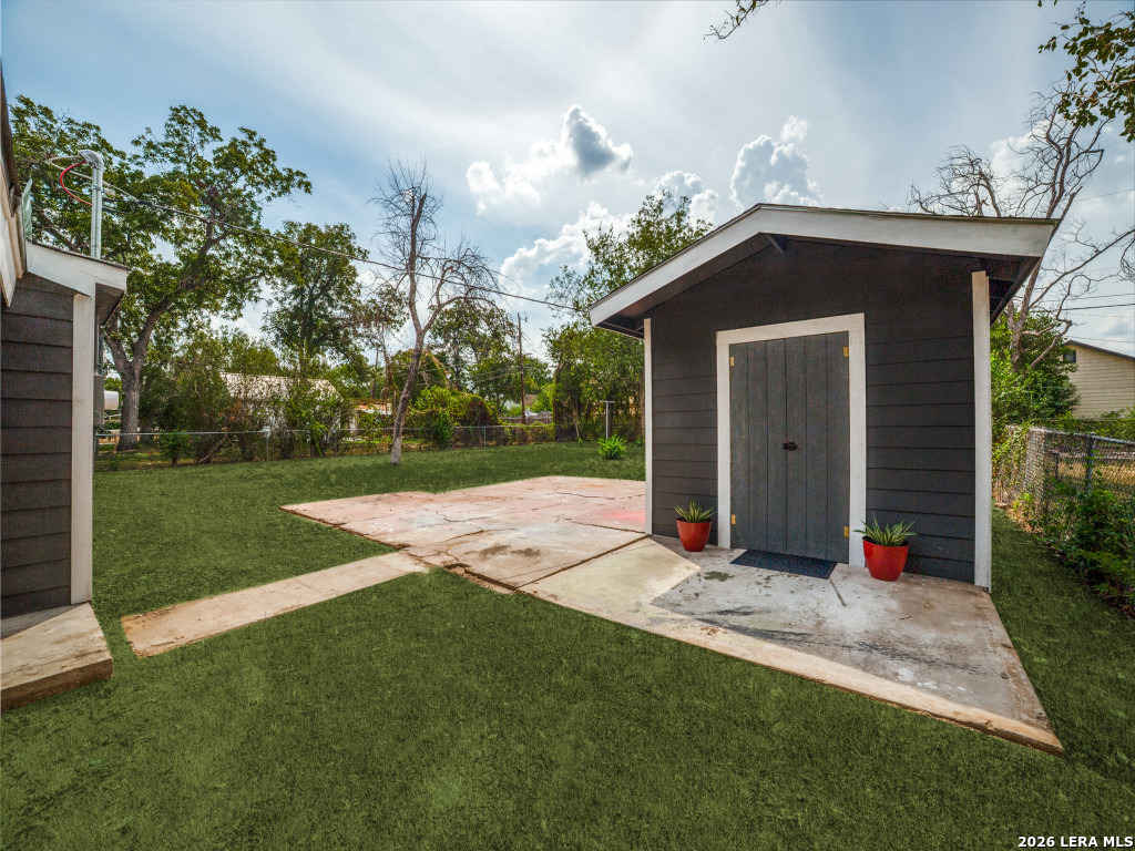 main property photo 19