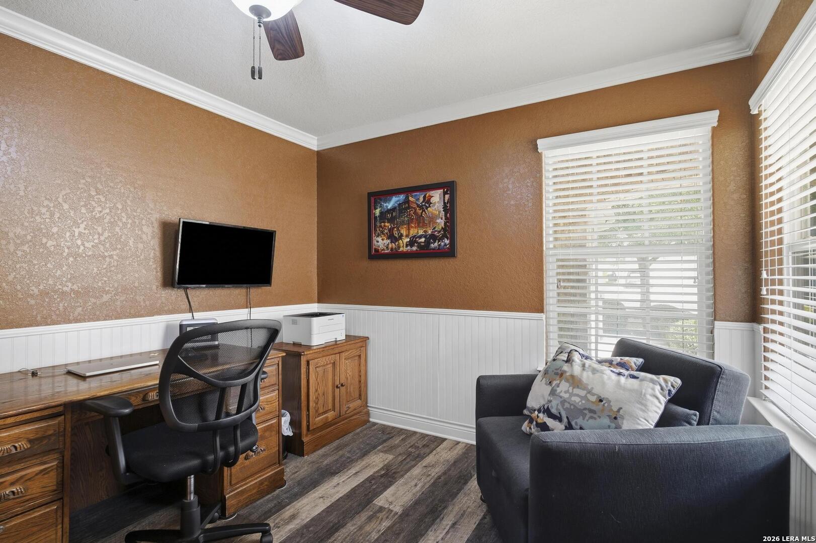 main property photo 19