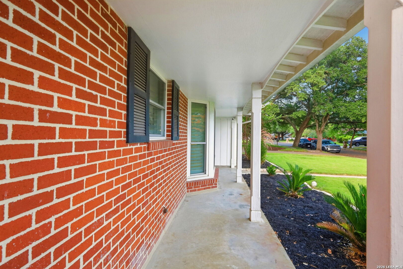 main property photo 36