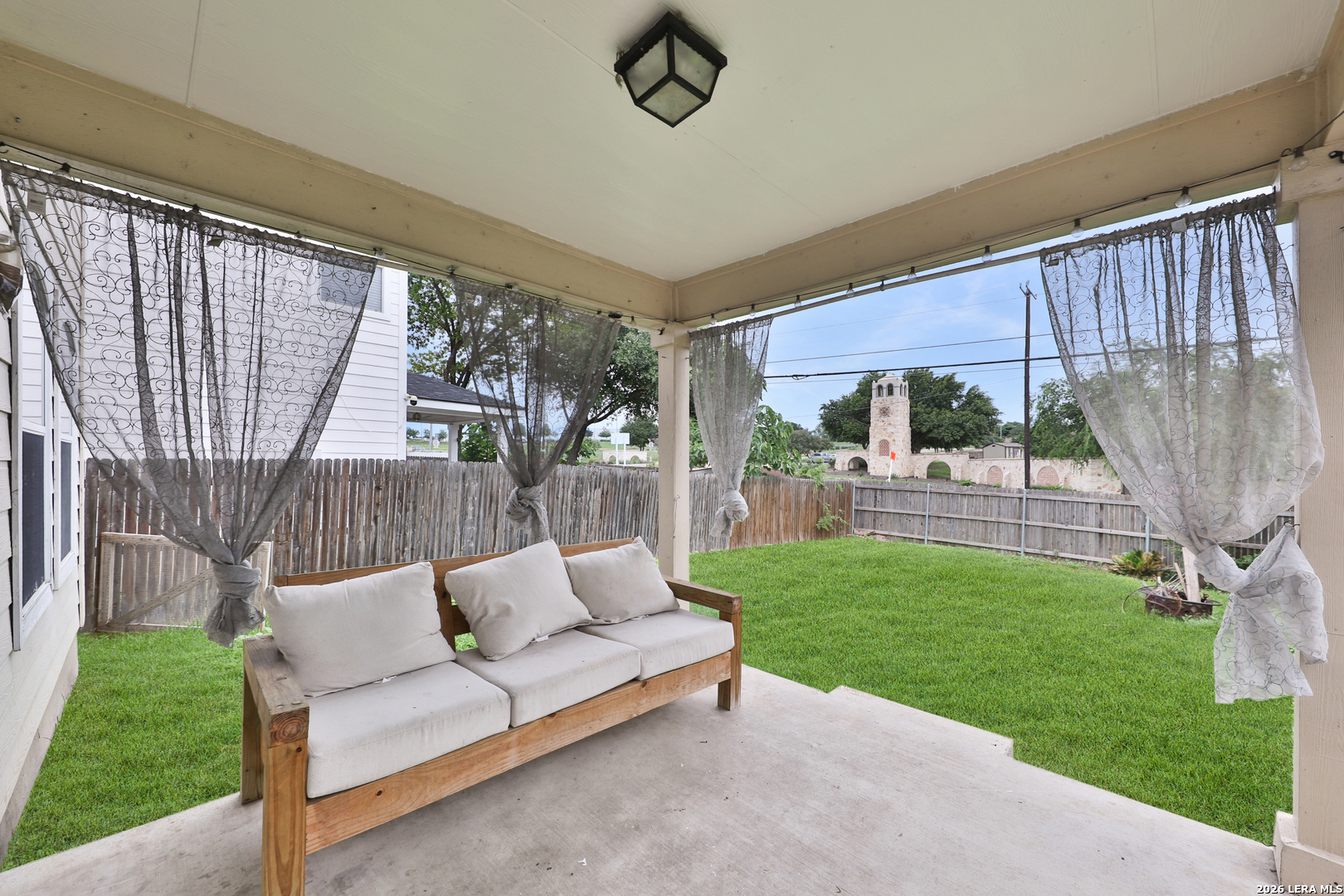 main property photo 29