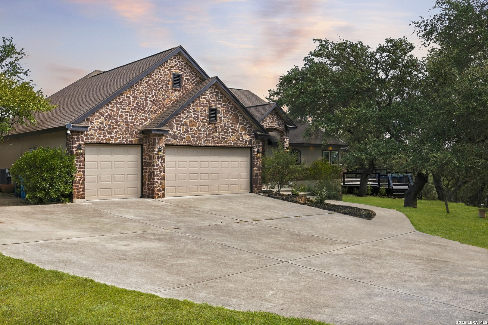 main property photo 110