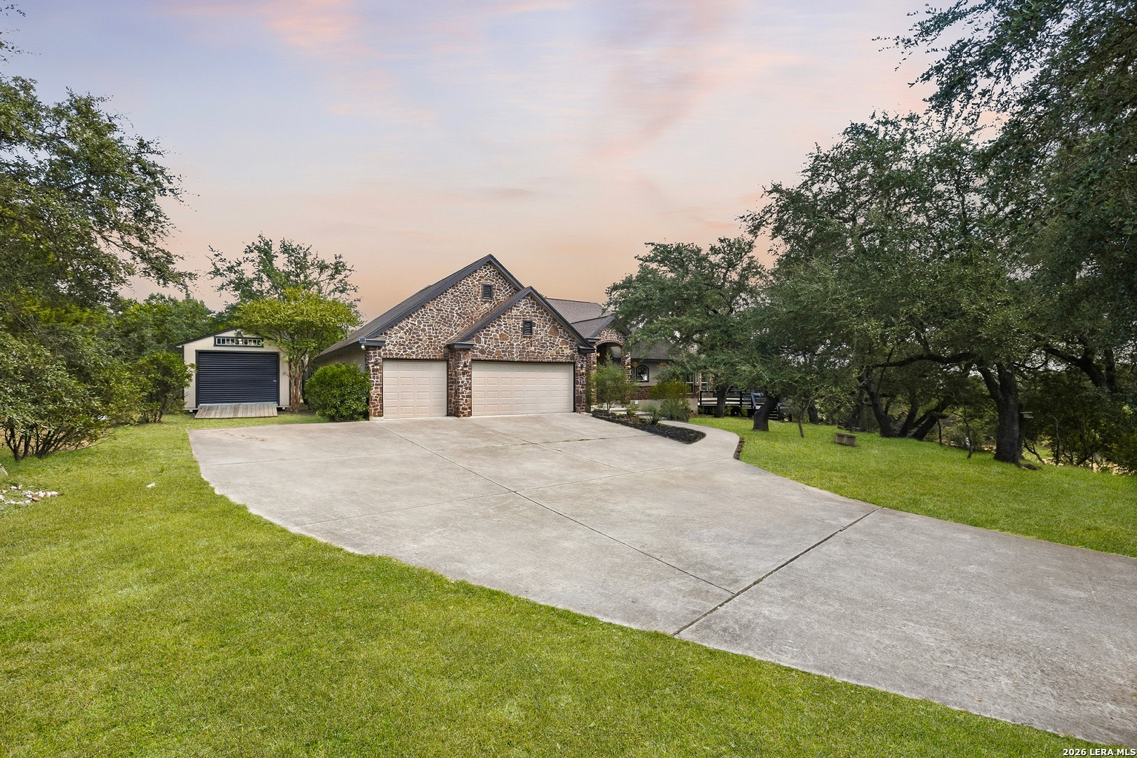 main property photo 112