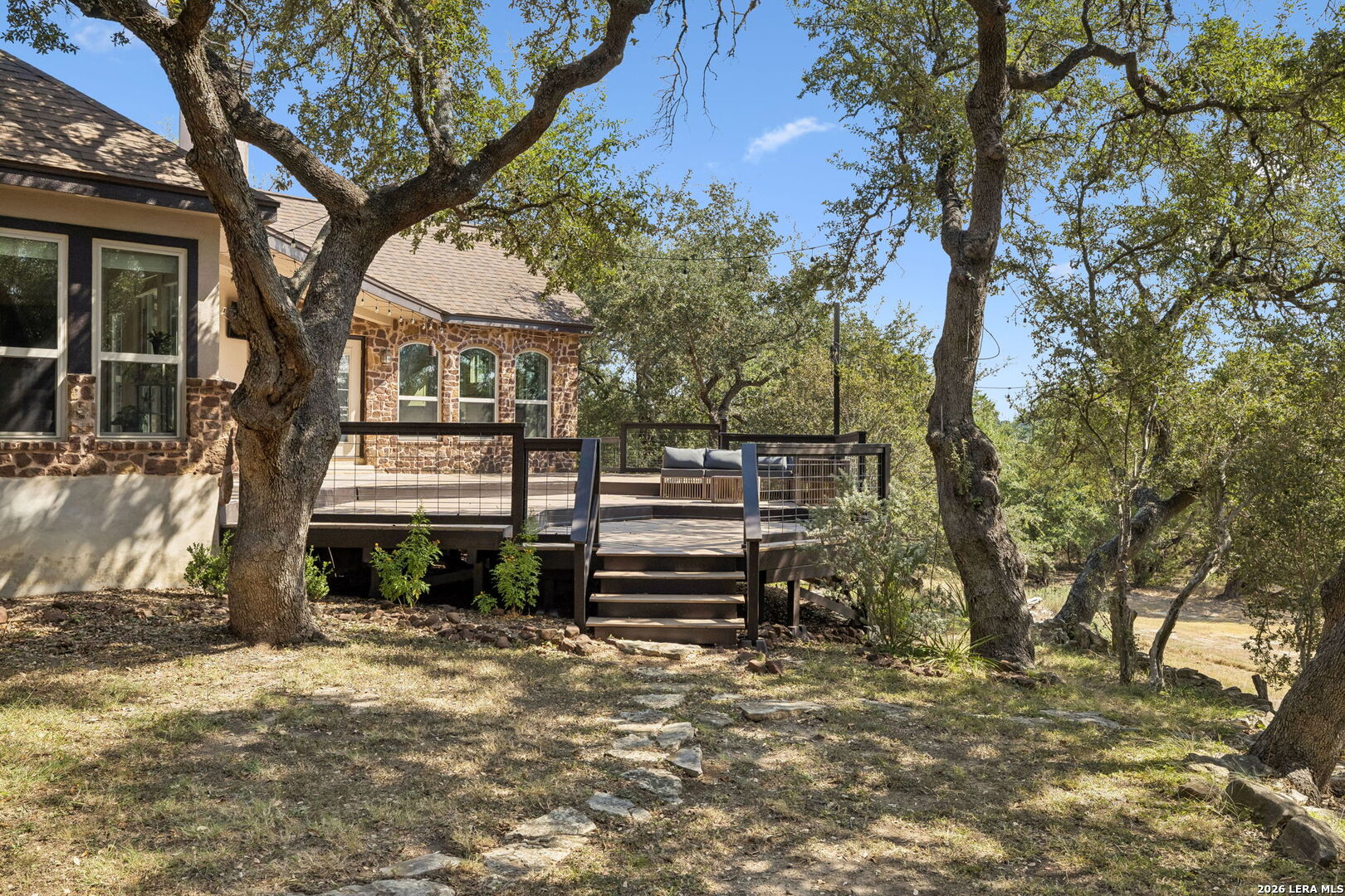 main property photo 90