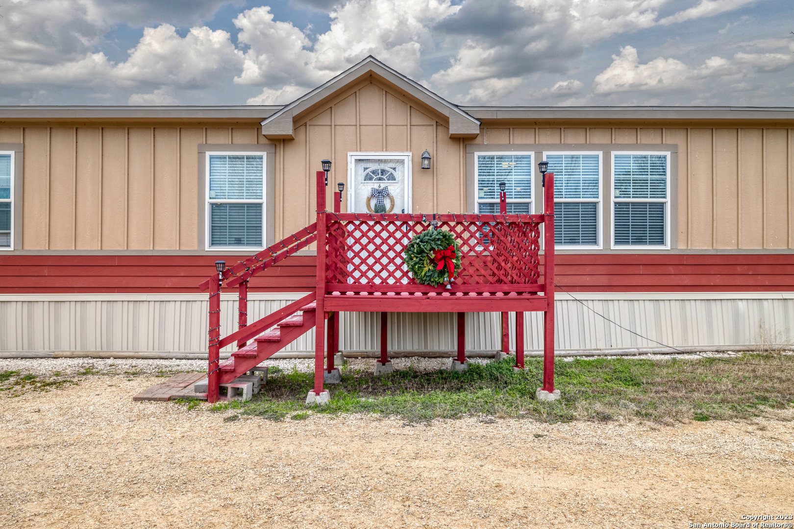 main property photo 43