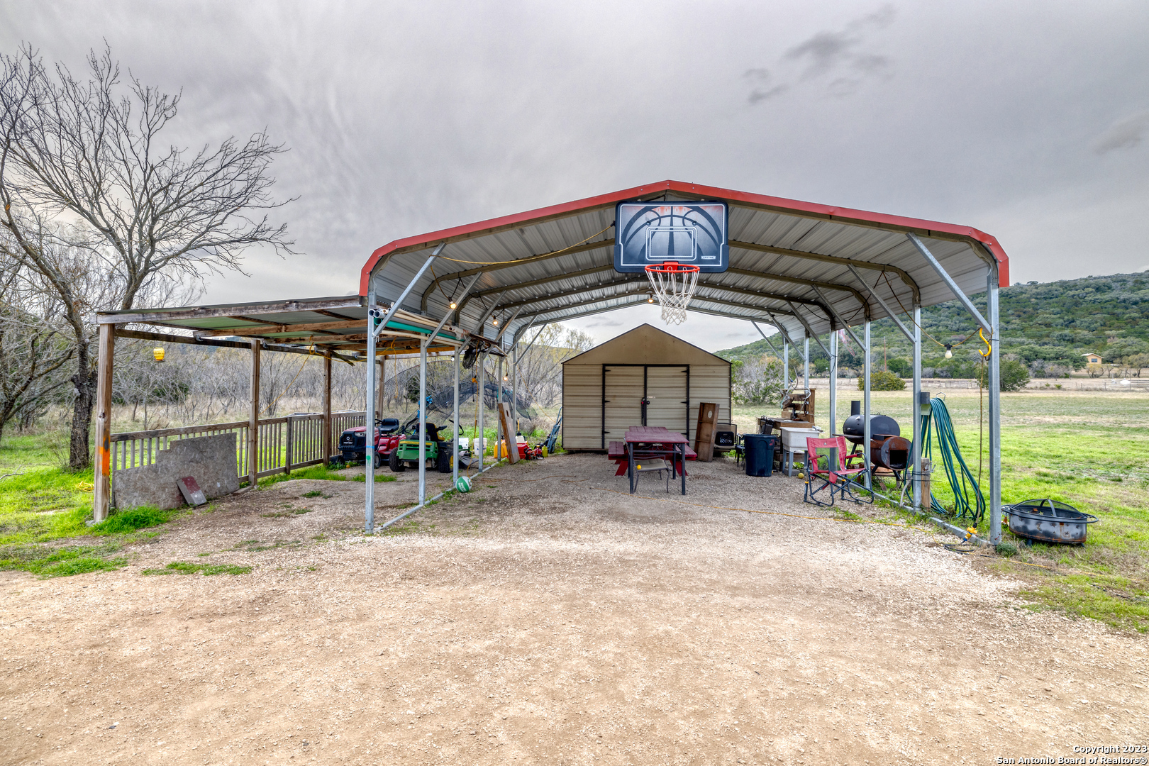 main property photo 46