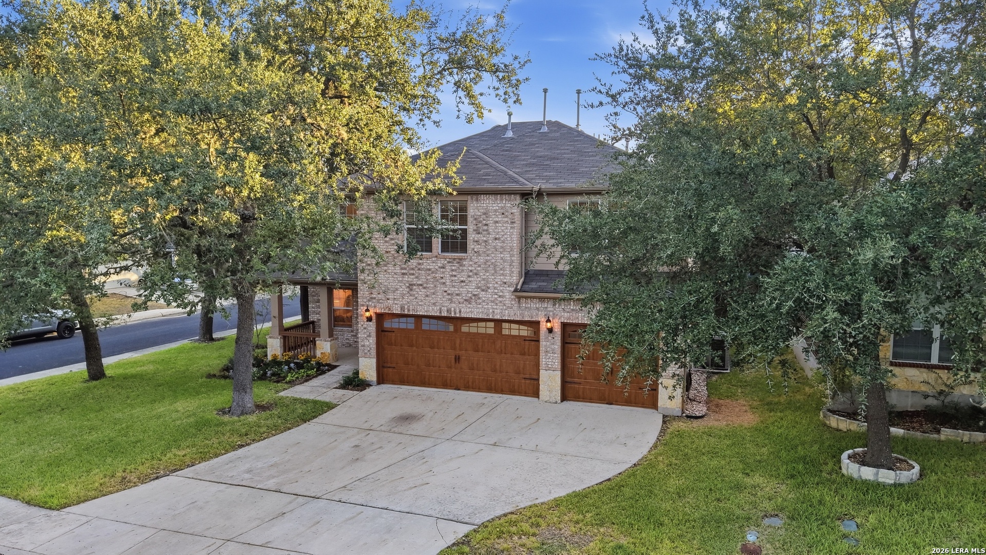main property photo 4