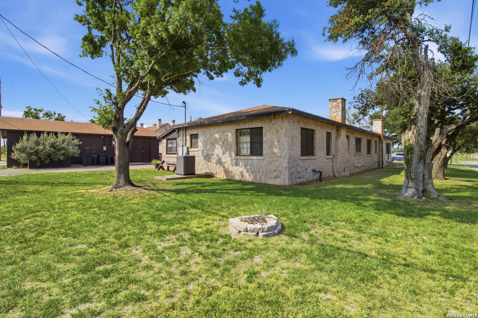 main property photo 24