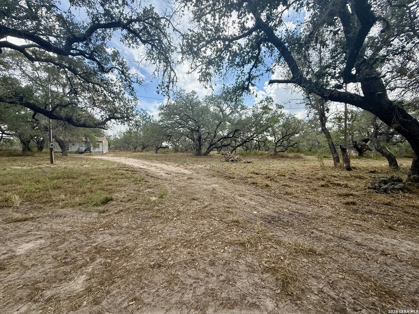 main property photo 10