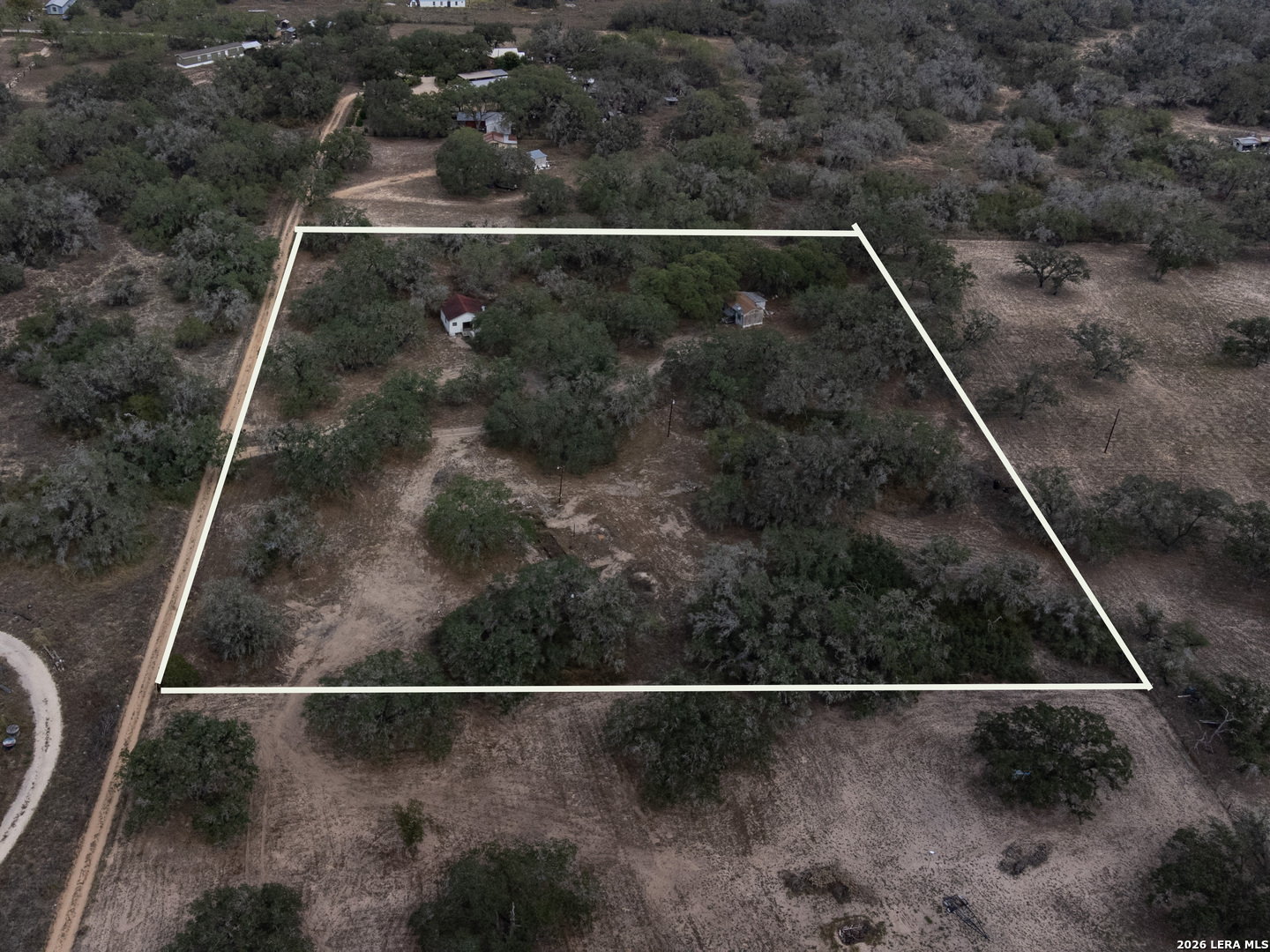 main property photo 14