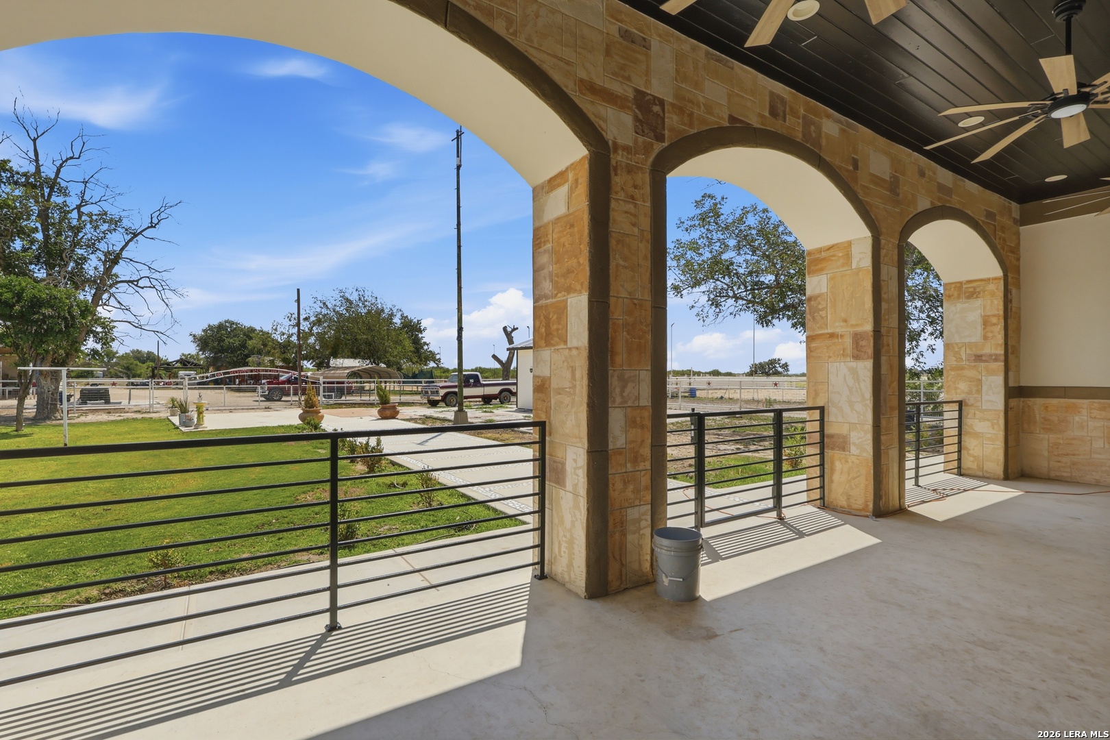 main property photo 35