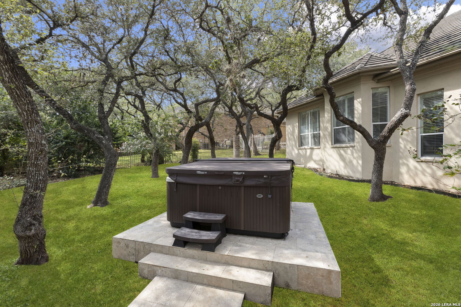 main property photo 41