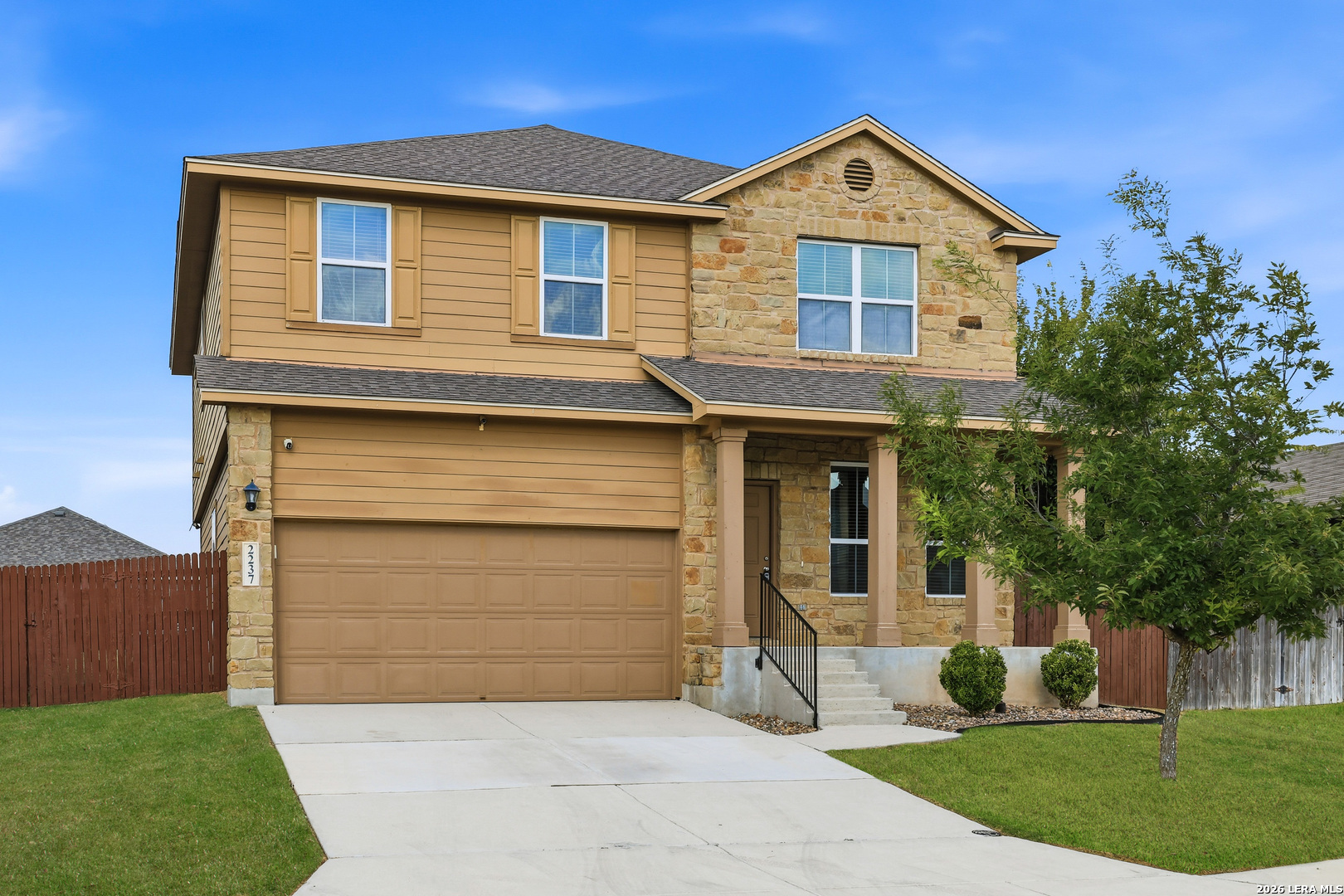 main property photo 1