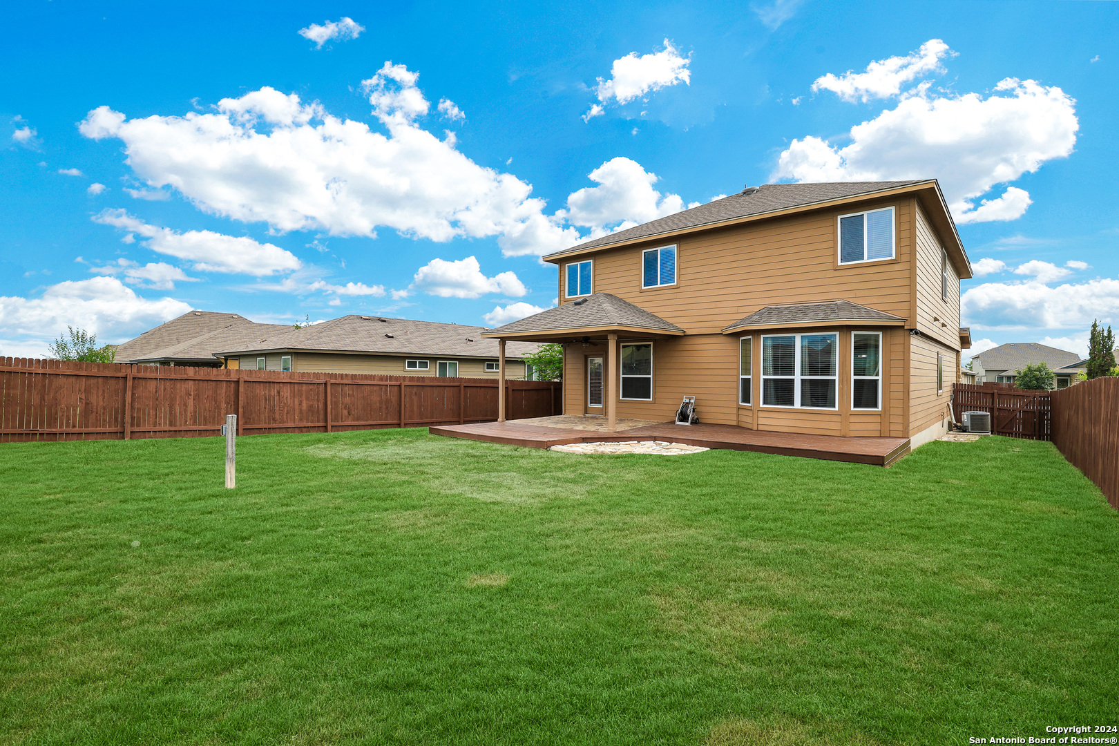 main property photo 29