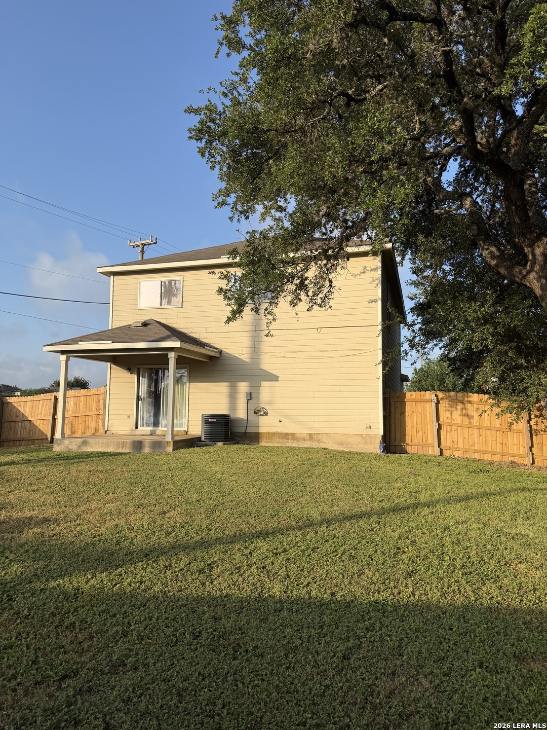 main property photo 14