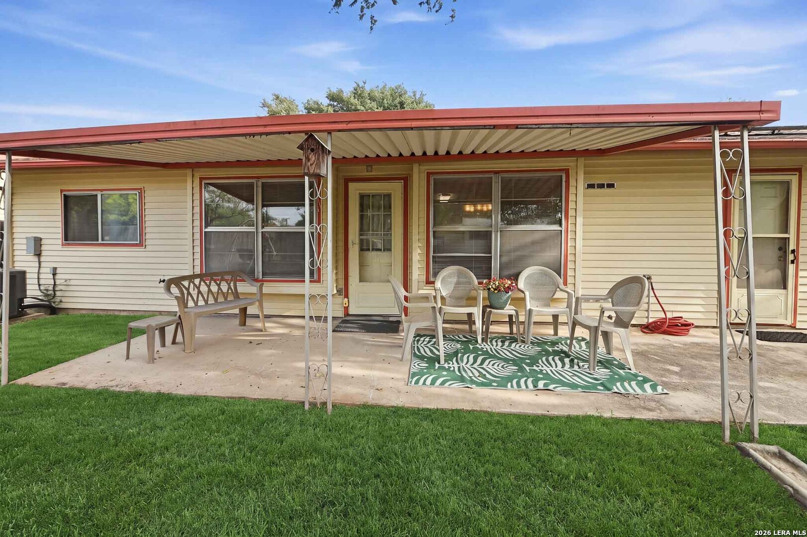 main property photo 7