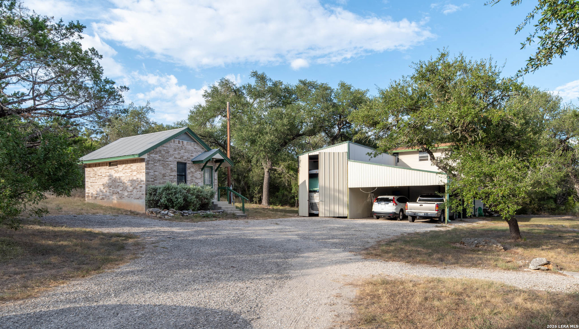 main property photo 24