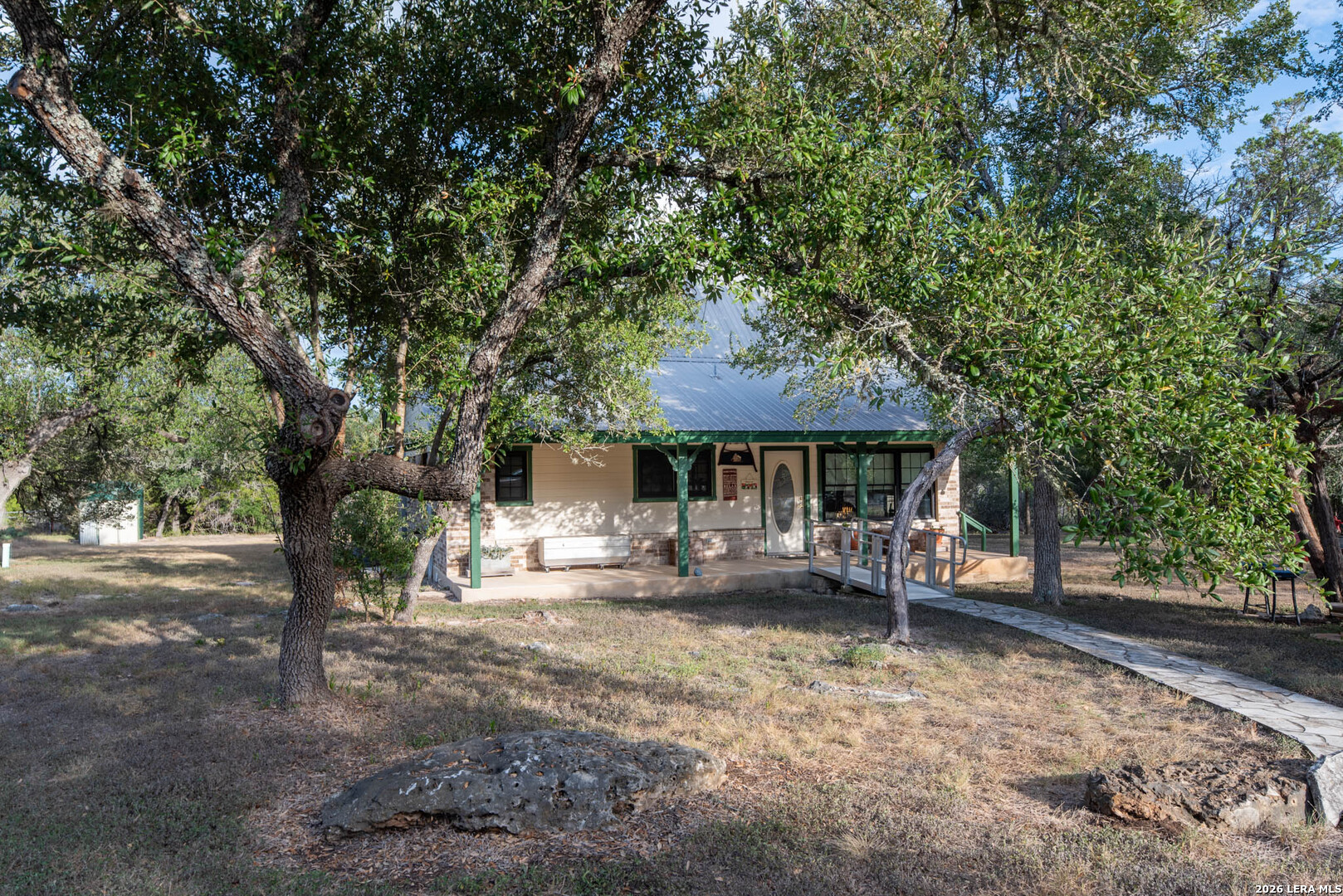 main property photo 31