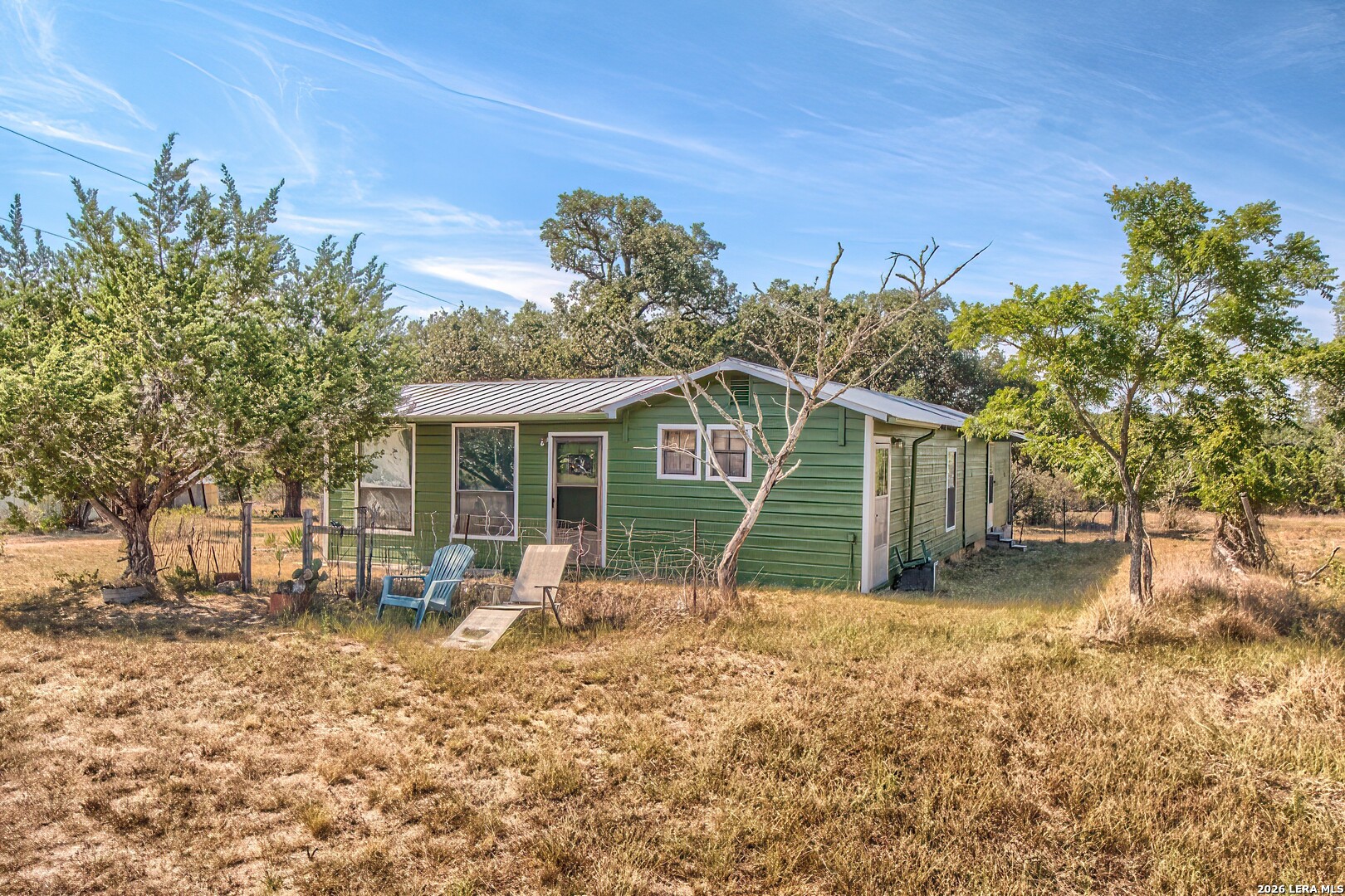 main property photo 13