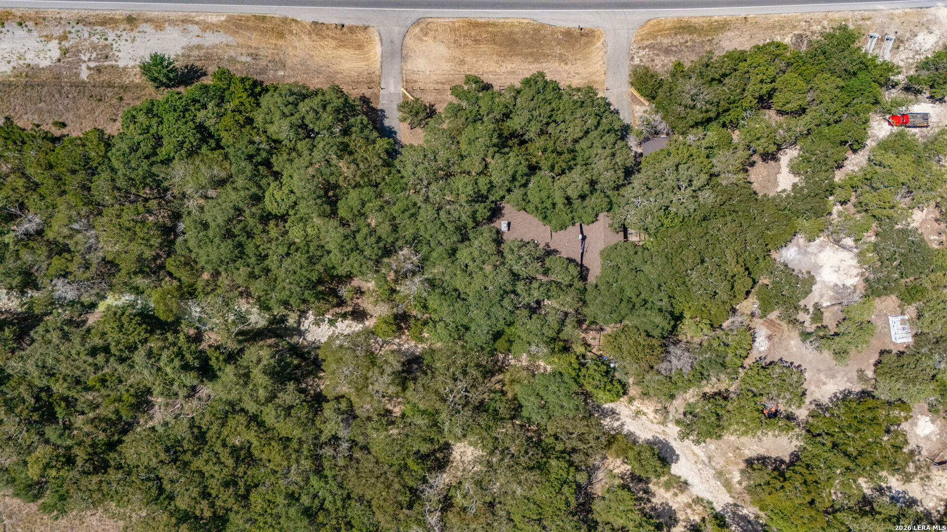 main property photo 39