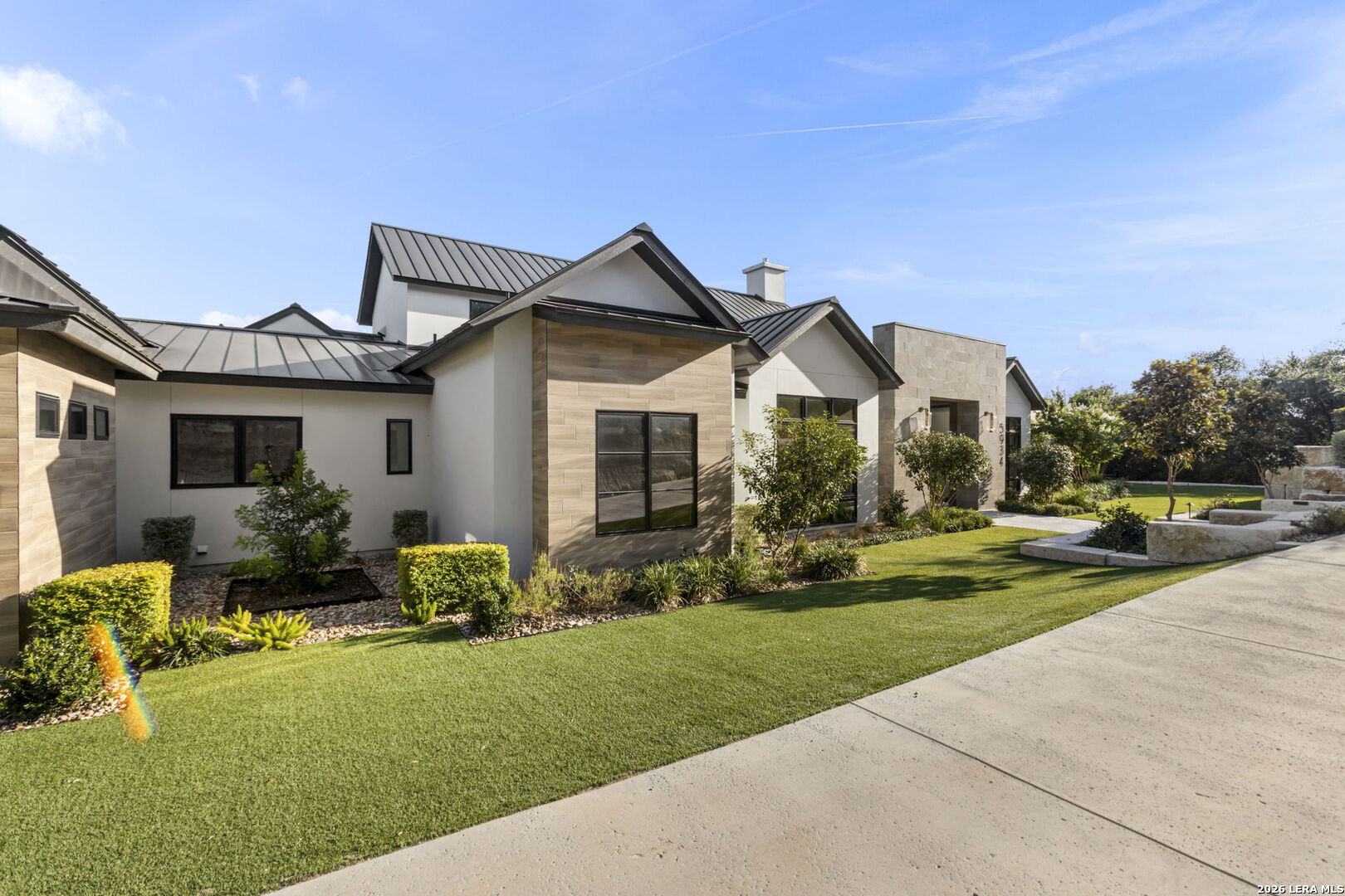 main property photo 70
