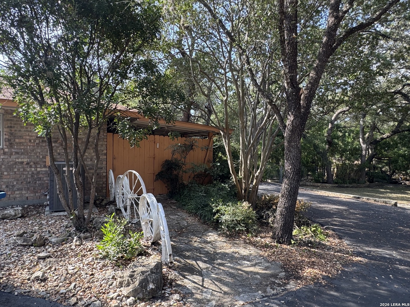 main property photo 59