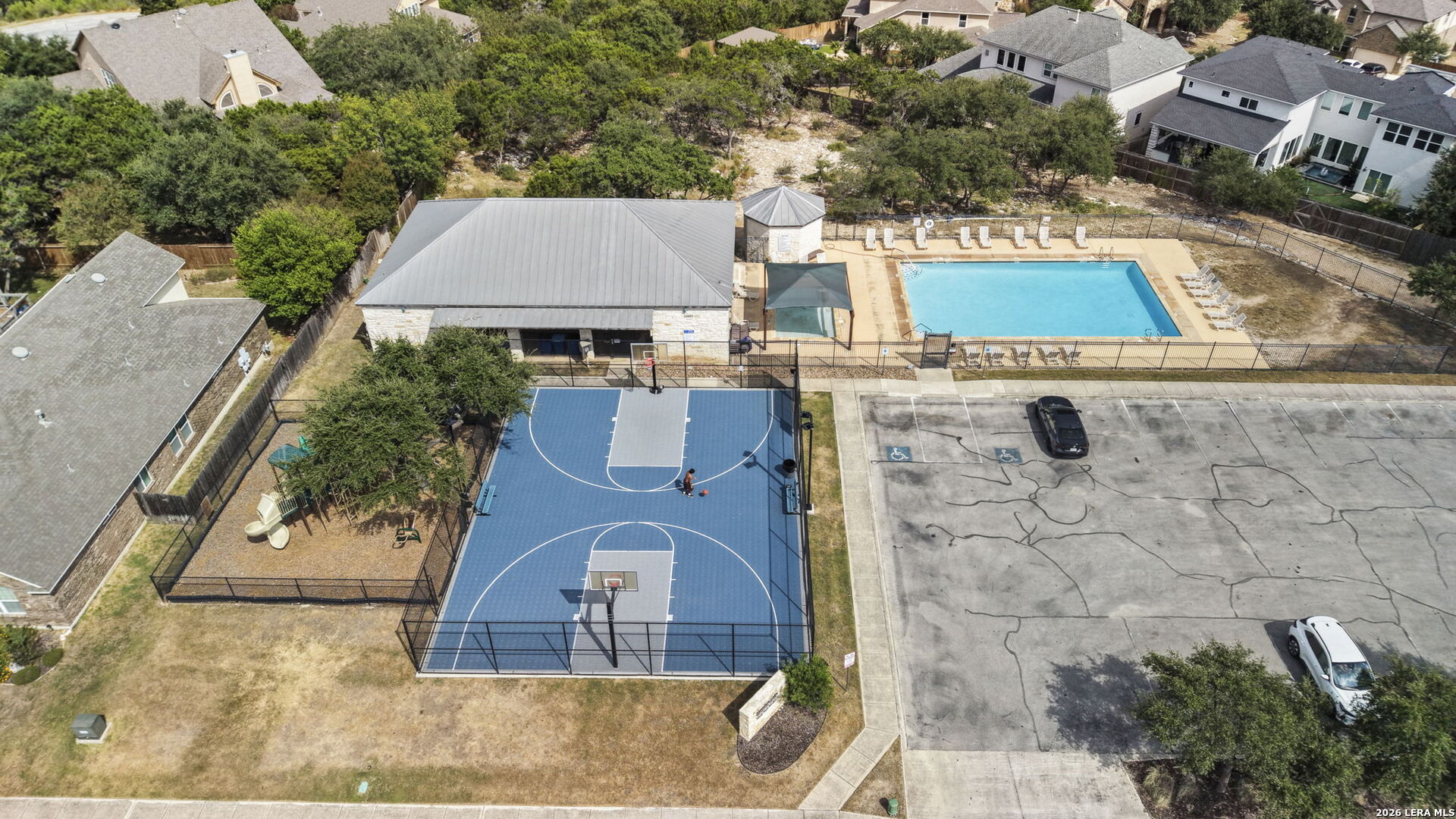 main property photo 58