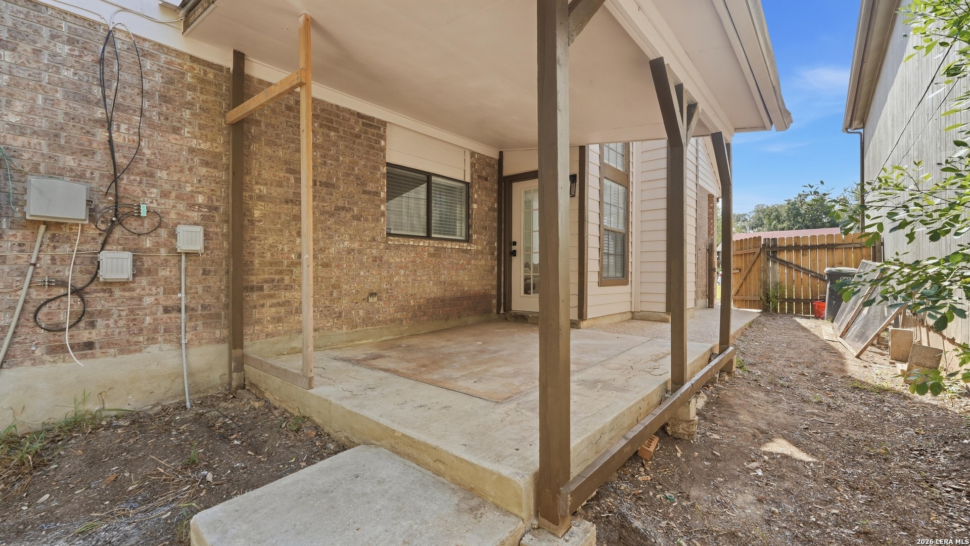 main property photo 19