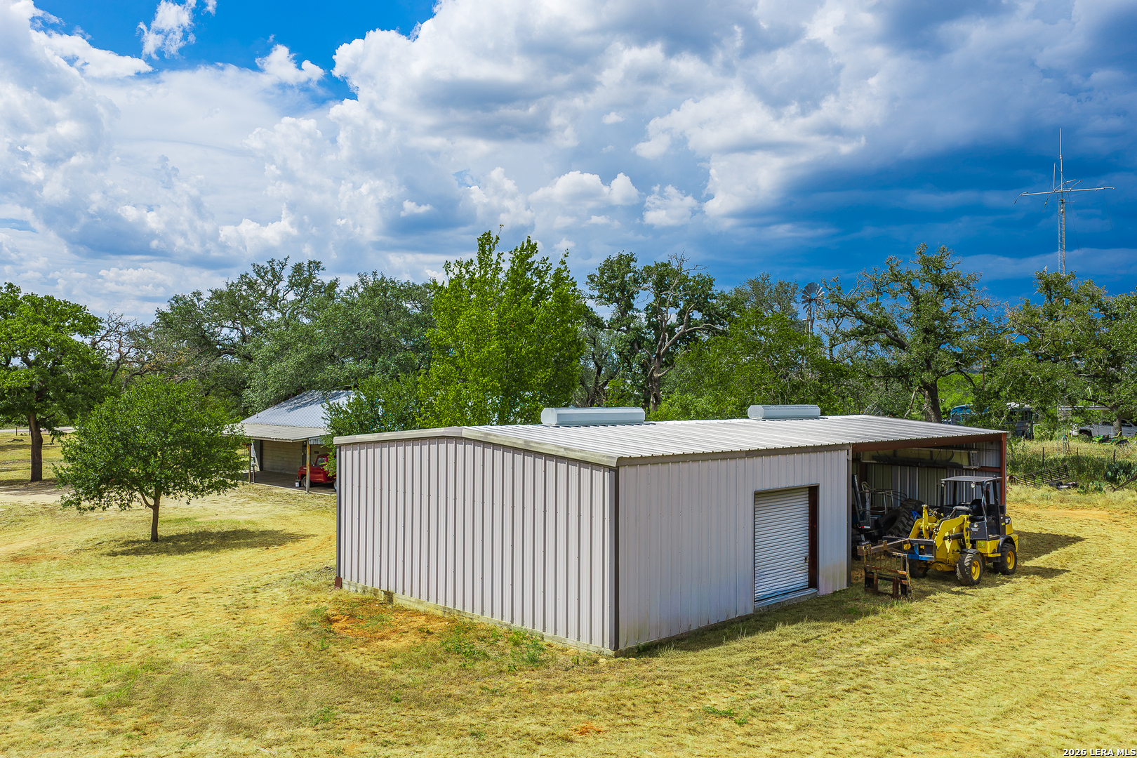 main property photo 24