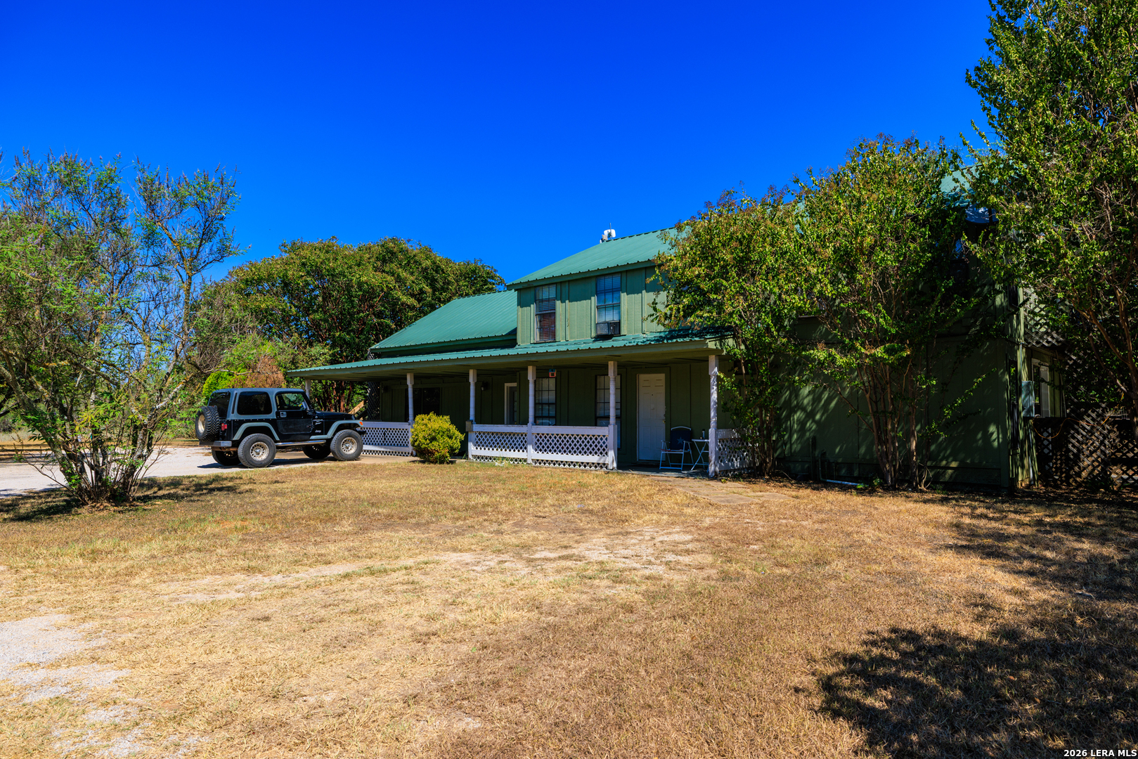 main property photo 10