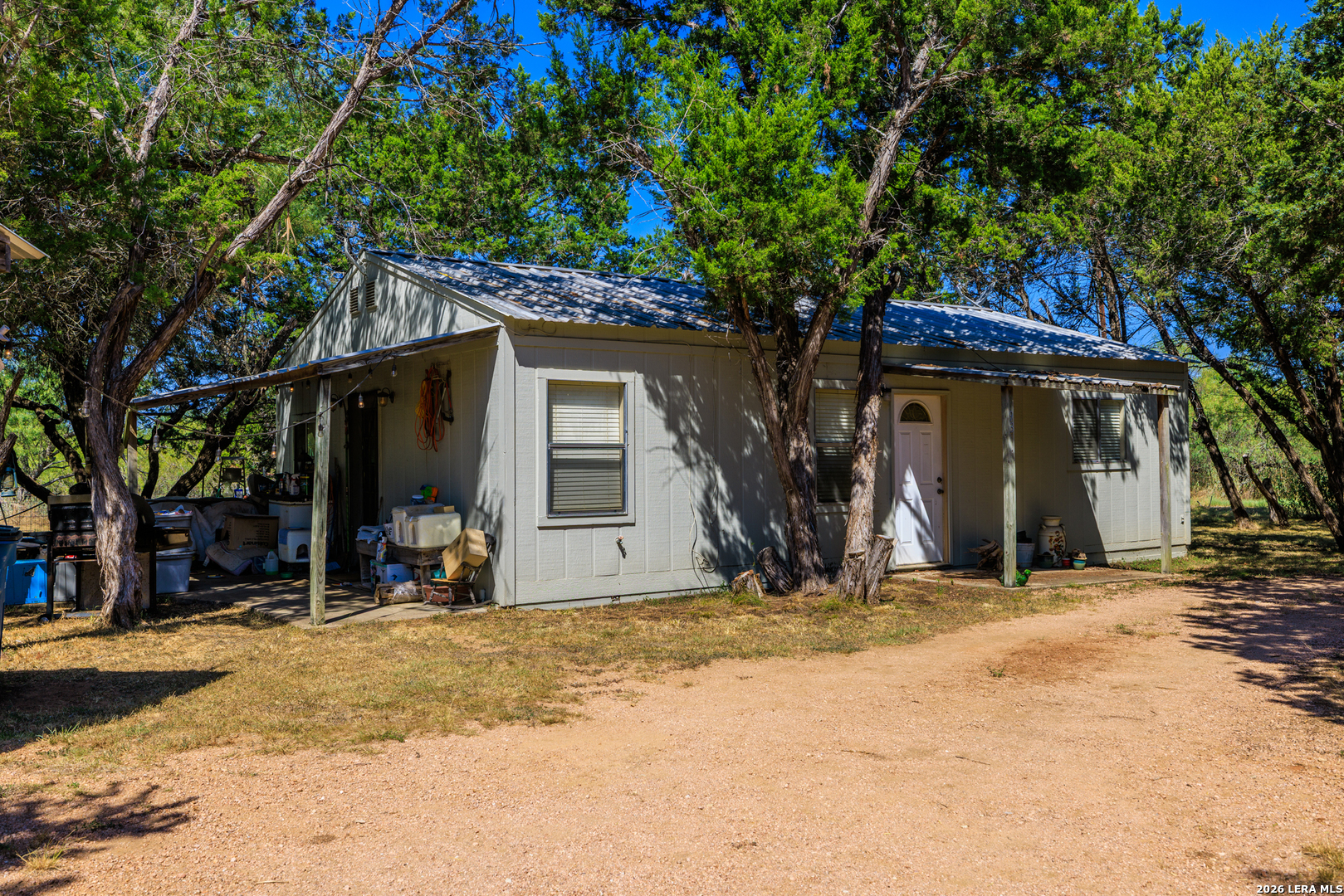 main property photo 14
