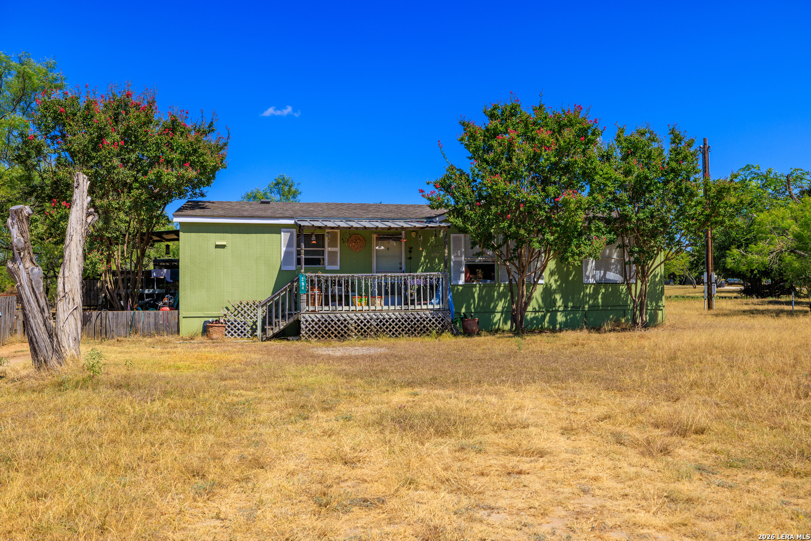 main property photo 32