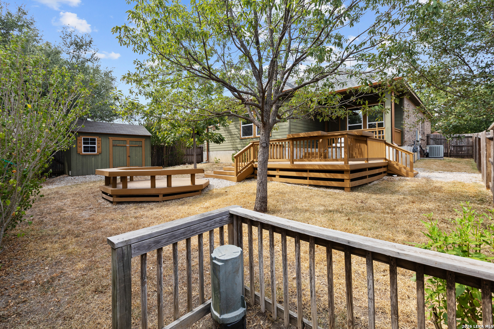 main property photo 27