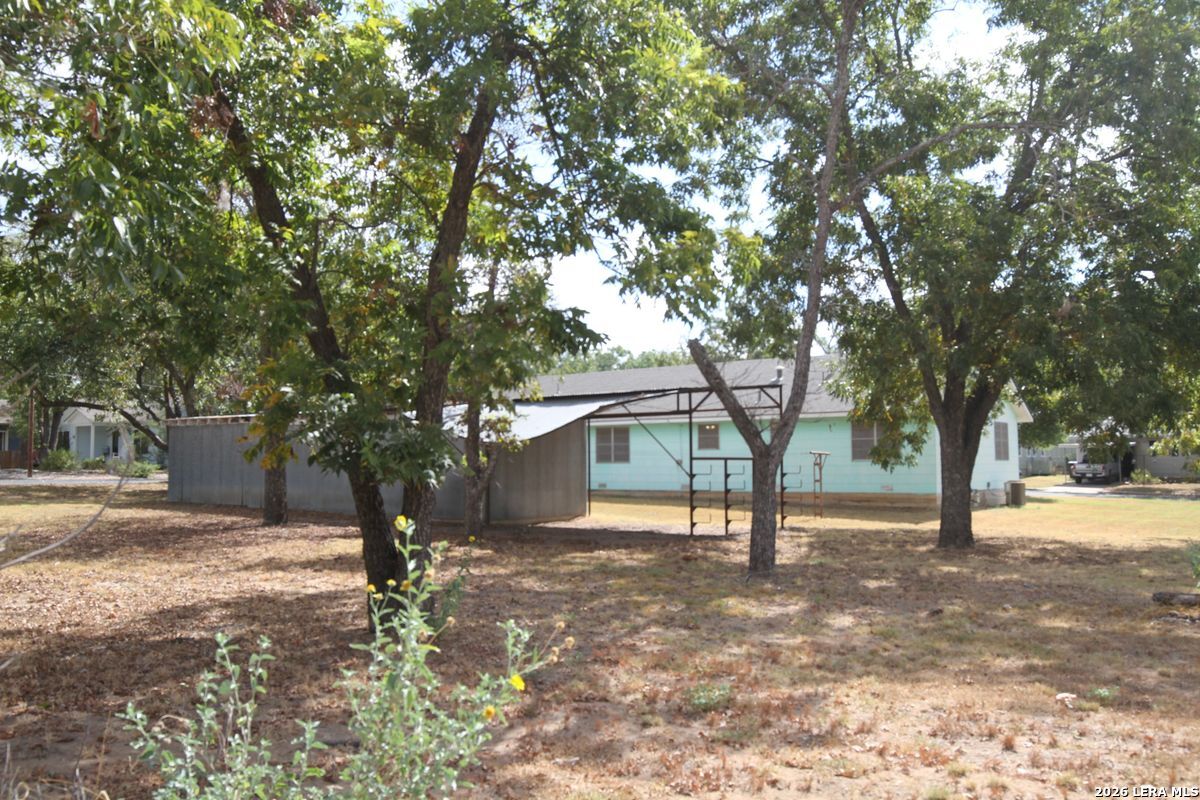 main property photo 3