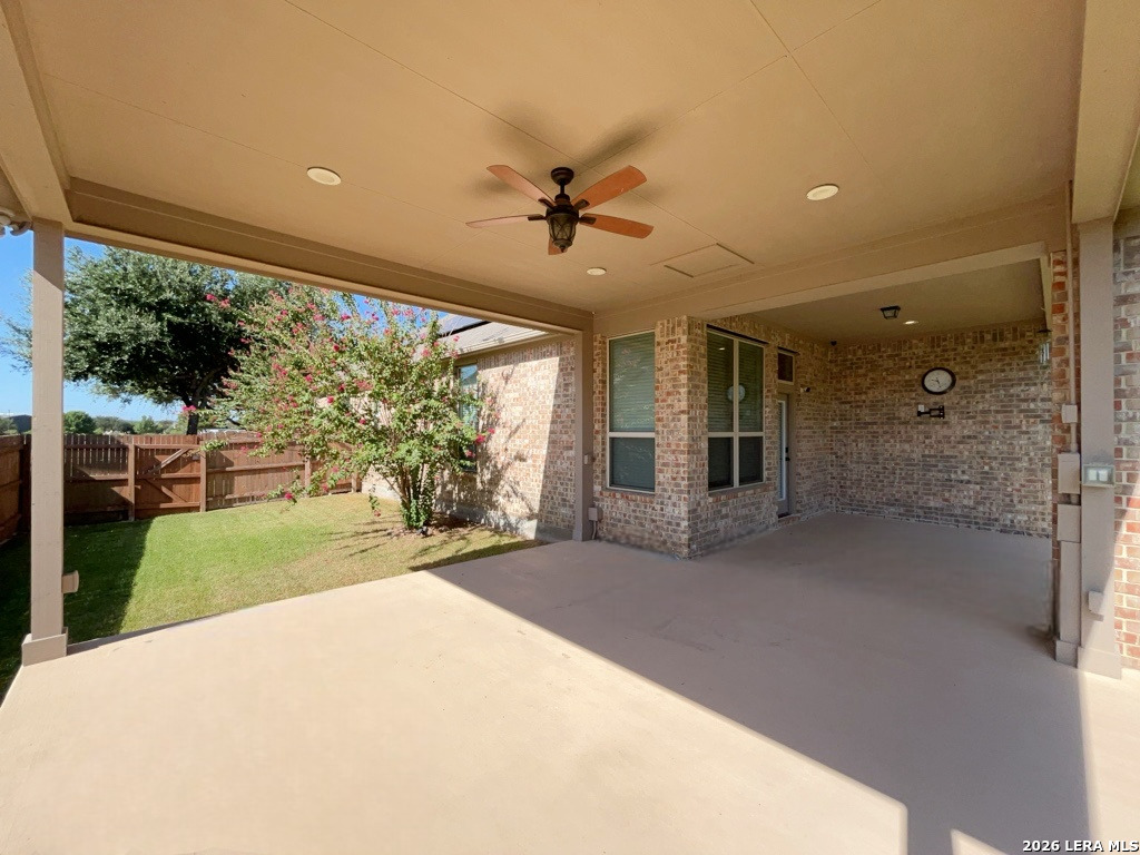 main property photo 40