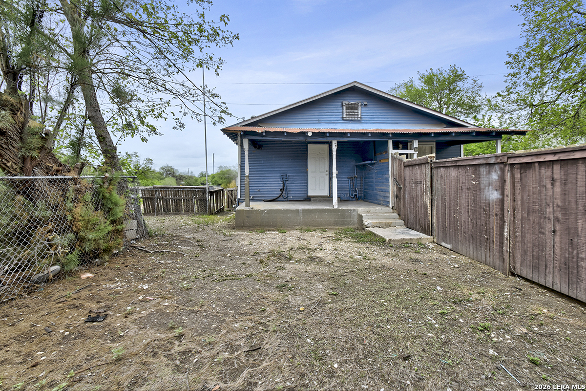 main property photo 30