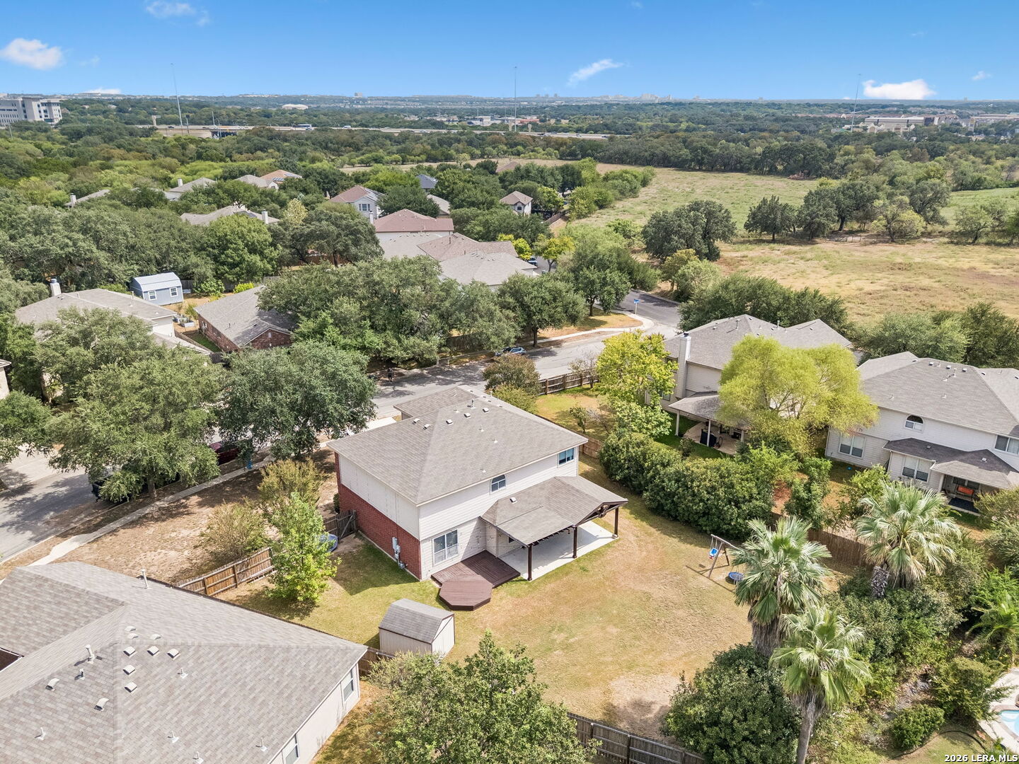 main property photo 40
