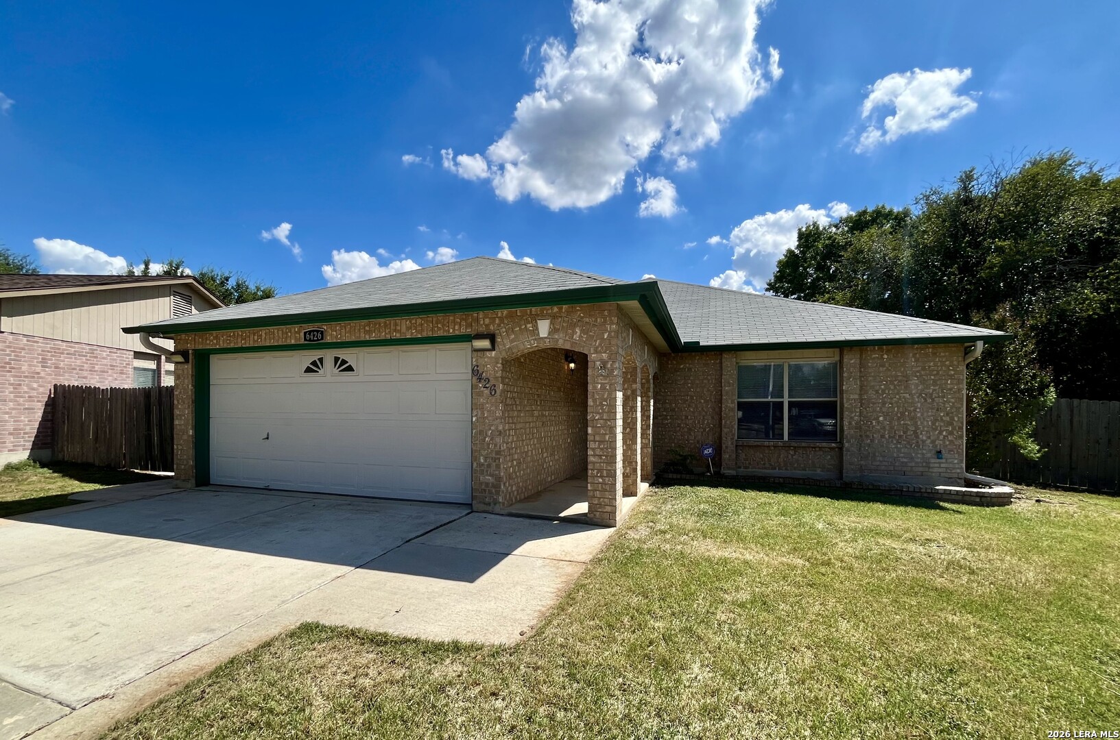 main property photo 41