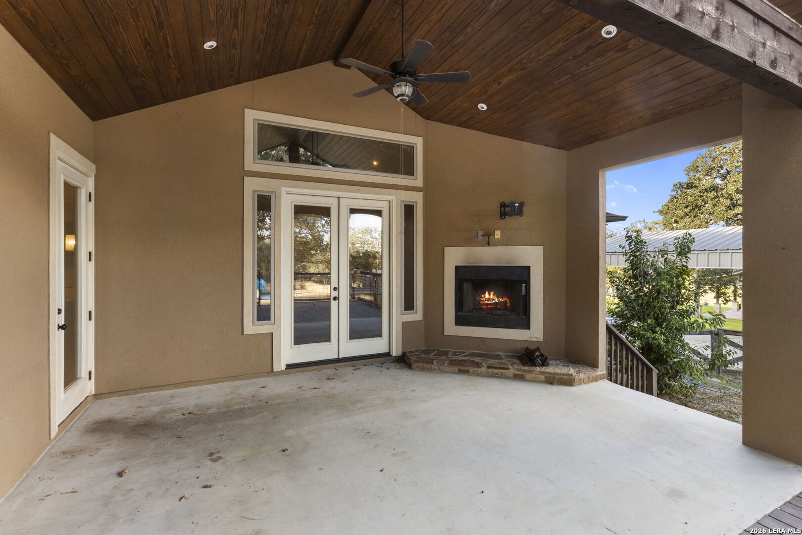 main property photo 43