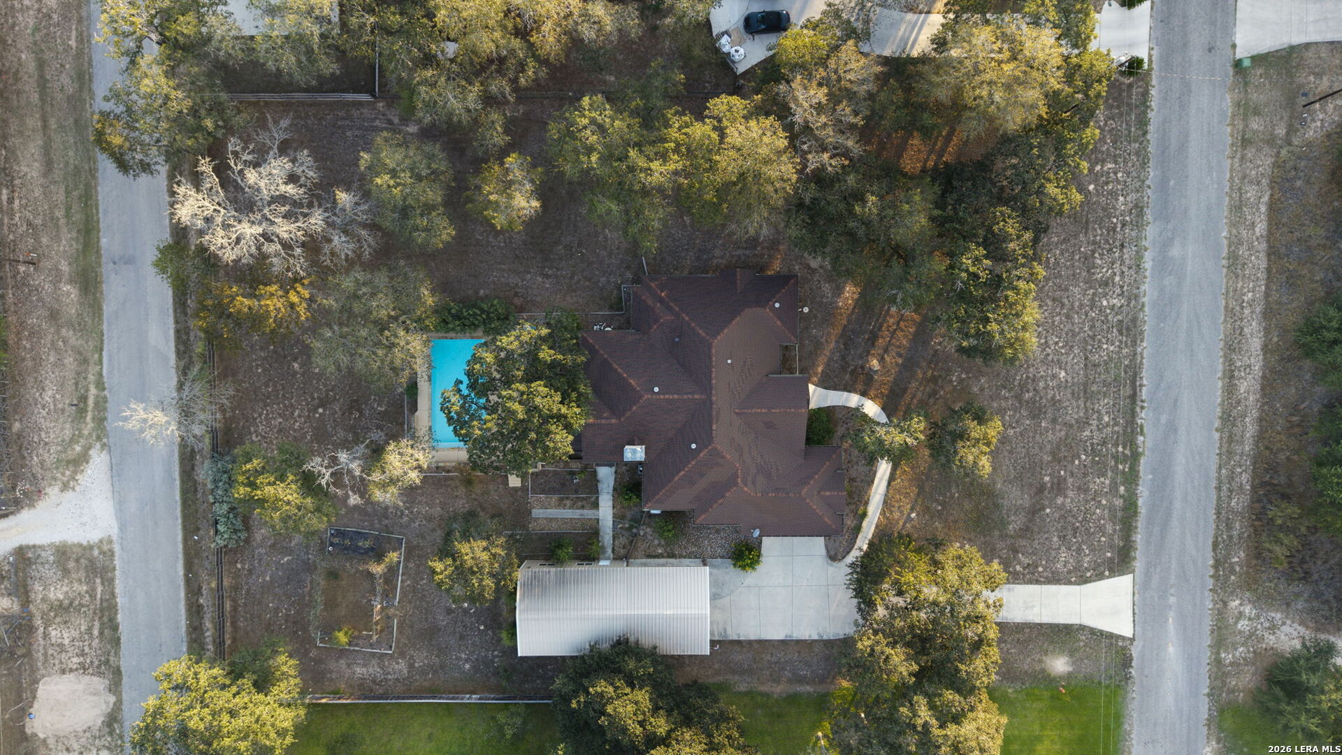 main property photo 54