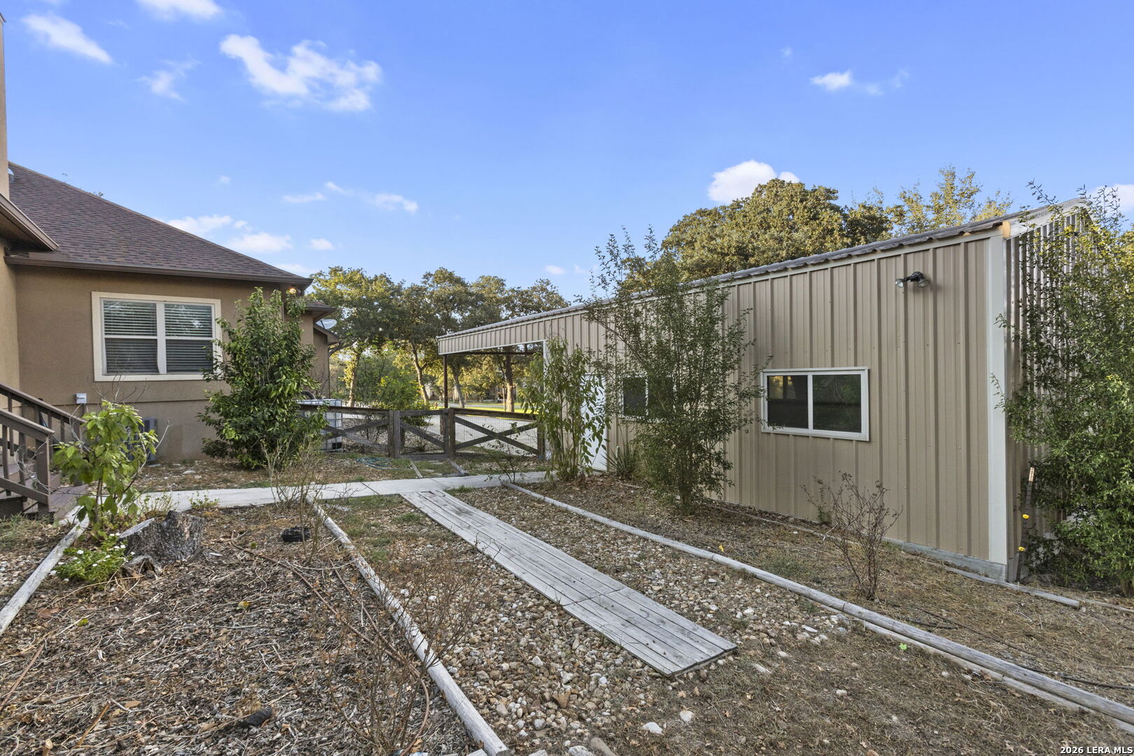 main property photo 61