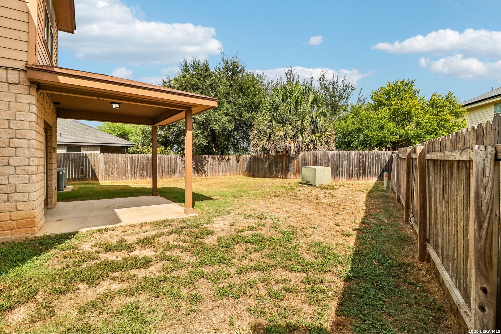 main property photo 23