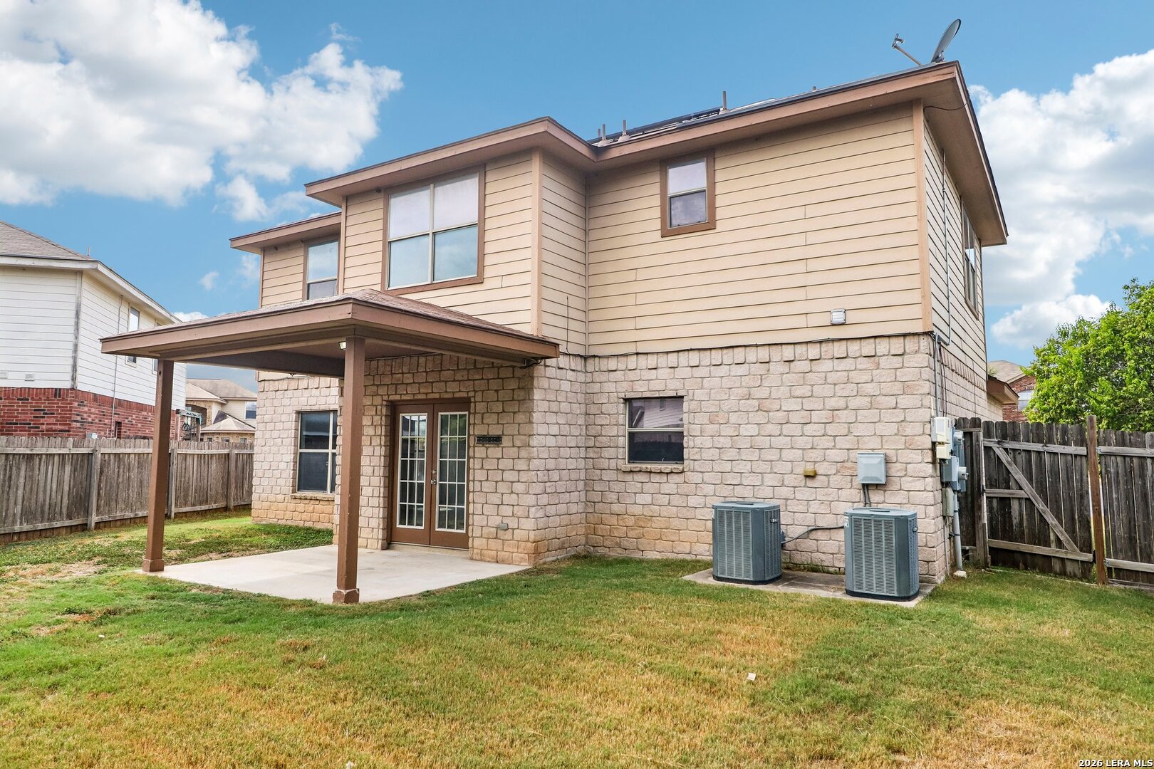 main property photo 27